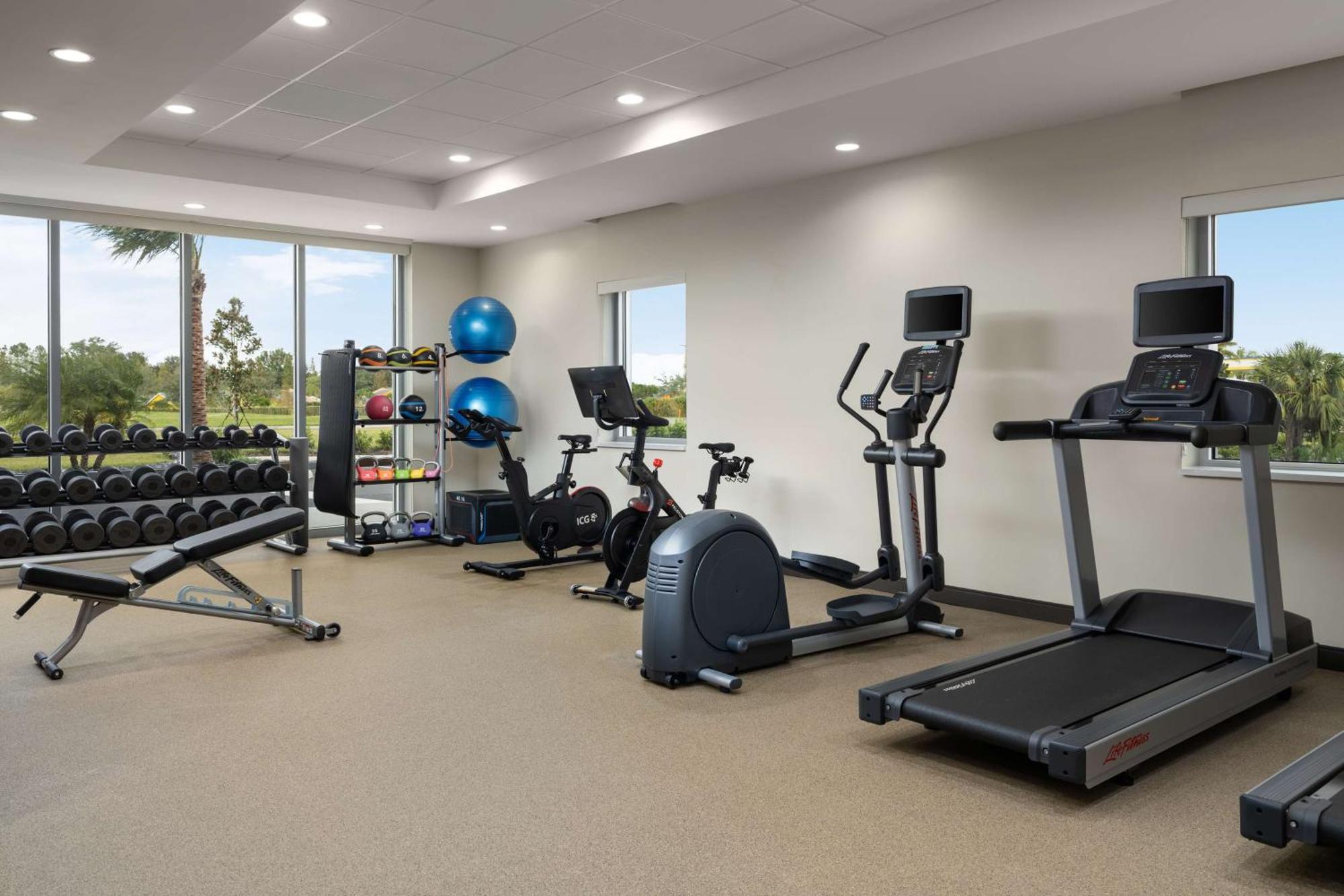 Home2 Suites By Hilton Winter Haven Eksteriør bilde